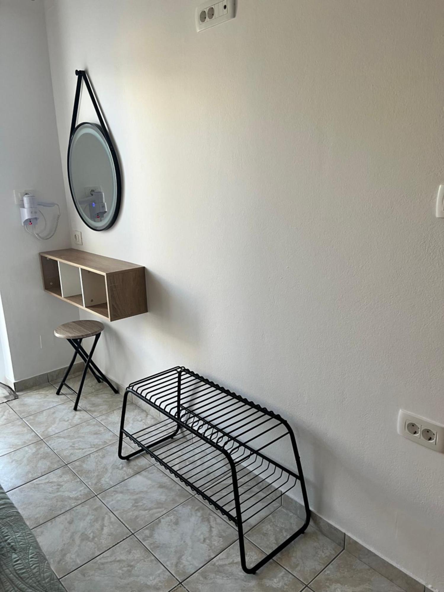 Dream Apartments Palaiochora Luaran gambar